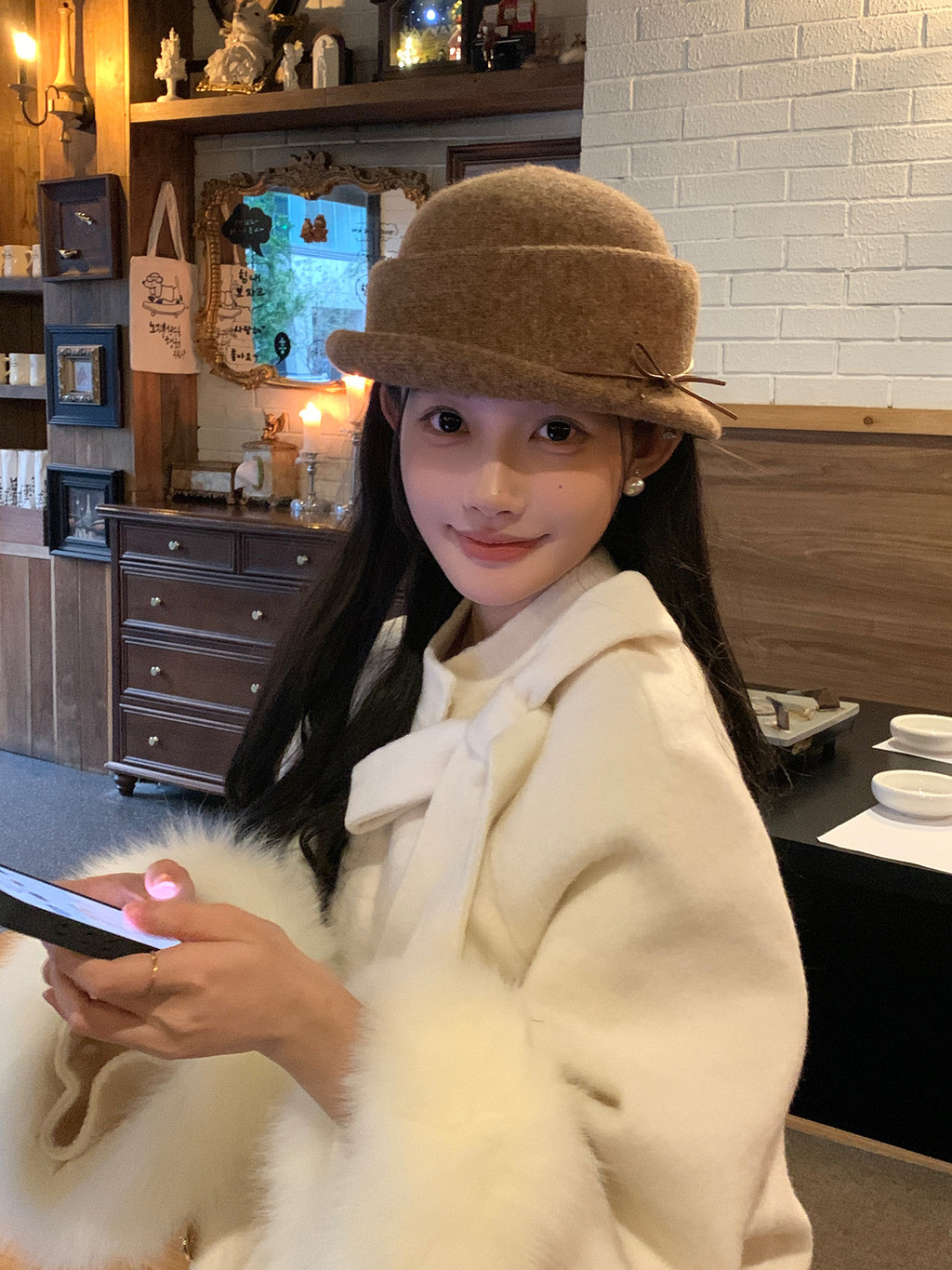 Mũ nữ thu đông cao cấp phong cách Hepburn, thanh lịch và thời trang