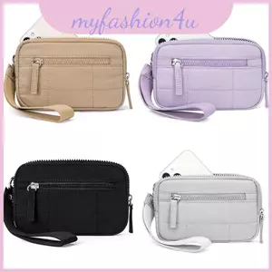 Ví Mini nữ có chất liệu Polyester và nhiều ngăn để mang theo hàng ngày