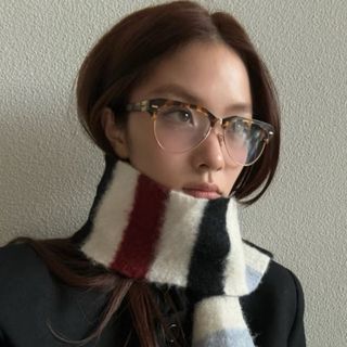 Kính cùng phong cách retro da báo, nửa khung lông mày, chống ánh sáng xanh mặt trơn