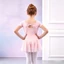Khẩu trang khiêu vũ biểu diễn cho trẻ em với chất liệu Cotton và nơ sau thiết kế