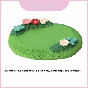 Điêu khắc nhựa Alice Garden với phong cách huýt sáo để trang trí phòng khách