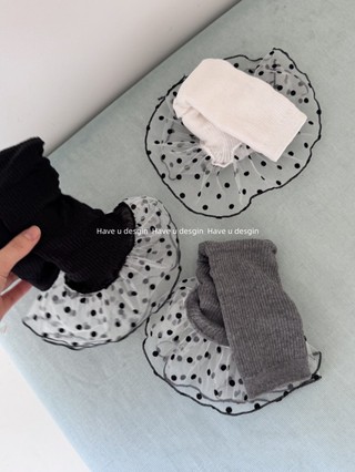 Sản phẩm mới: Tất cọc phong cách Nhật Bản với họa tiết chấm bi và thiết kế vỏ chân loe