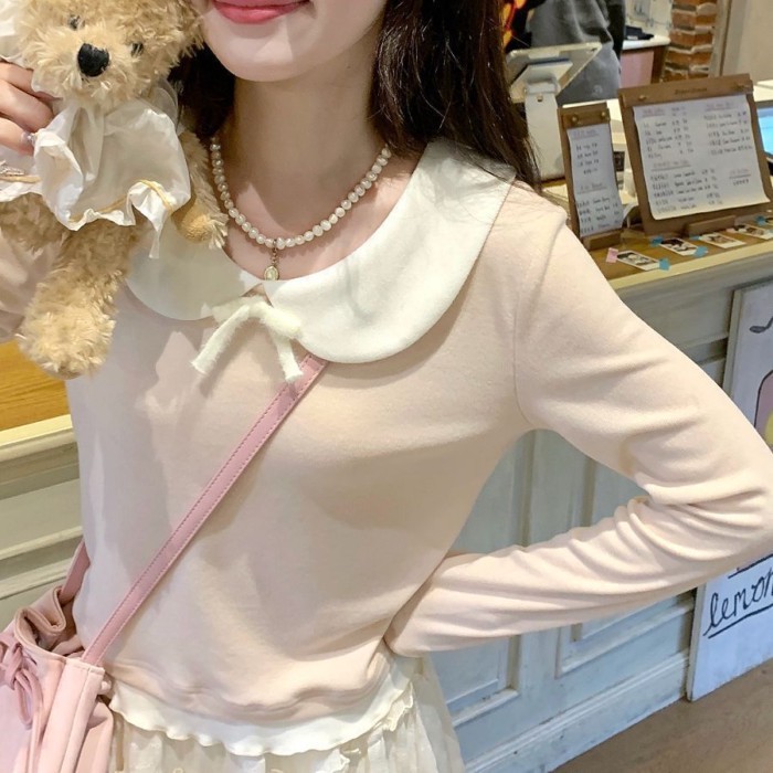 Áo cổ bè dài tay màu pastel, dịu dàng phù hợp mặc nhiều lớp