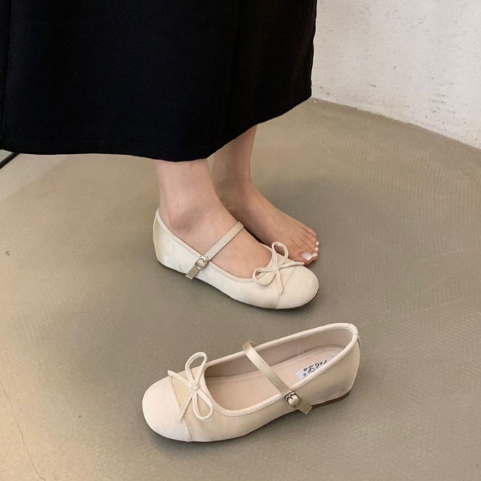 Giày phối màu thắt nơ nhẹ nhàng tăng chiều cao, giày Mary Jane phối váy màu bạc thời trang và đa nă