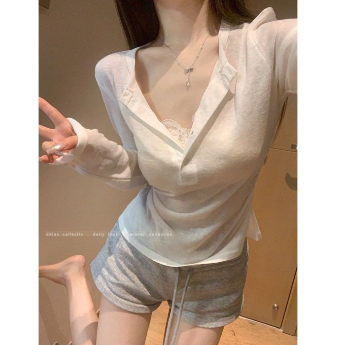 Áo ren nối giả áo hai dây Áo thun nữ mùa hè mỏng hơi xuyên thấu băng lụa dài tay