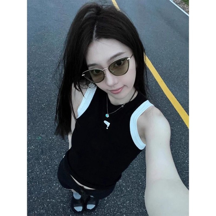 Áo Vest Thể Thao Slim-Fit Màu Đen, Phong Cách Thời Trang Mùa Hè Cho Nữ