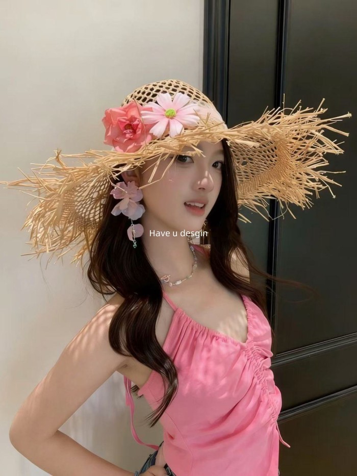 Mũ rơm hoa từ Pháp với thiết kế rafia và lỗ thoáng khí, chống nắng hoàn hảo cho kỳ nghỉ biển mùa hè