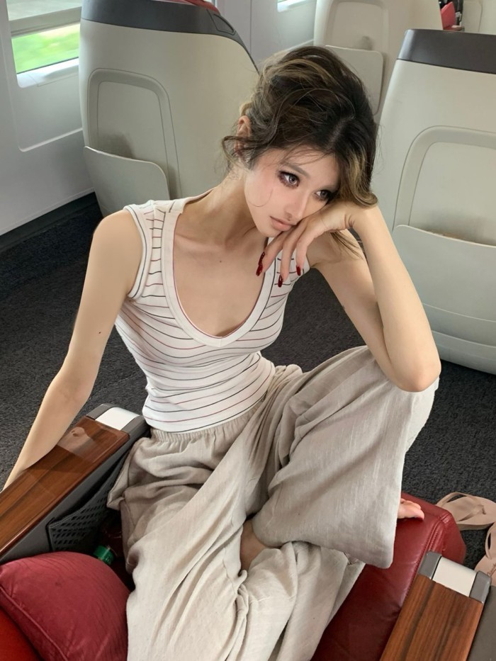Lan - Áo Camisole Phong Cách Hải Quân Sọc Lớn Cổ Chữ V Che Bên Ngực, Phù Hợp Mùa Hè