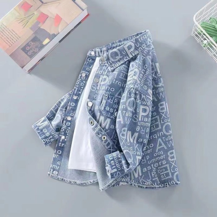 Áo khoác denim Hàn Quốc trẻ em, kiểui bé trai mới, áo khoác đẹp trai rộng hàng ngày