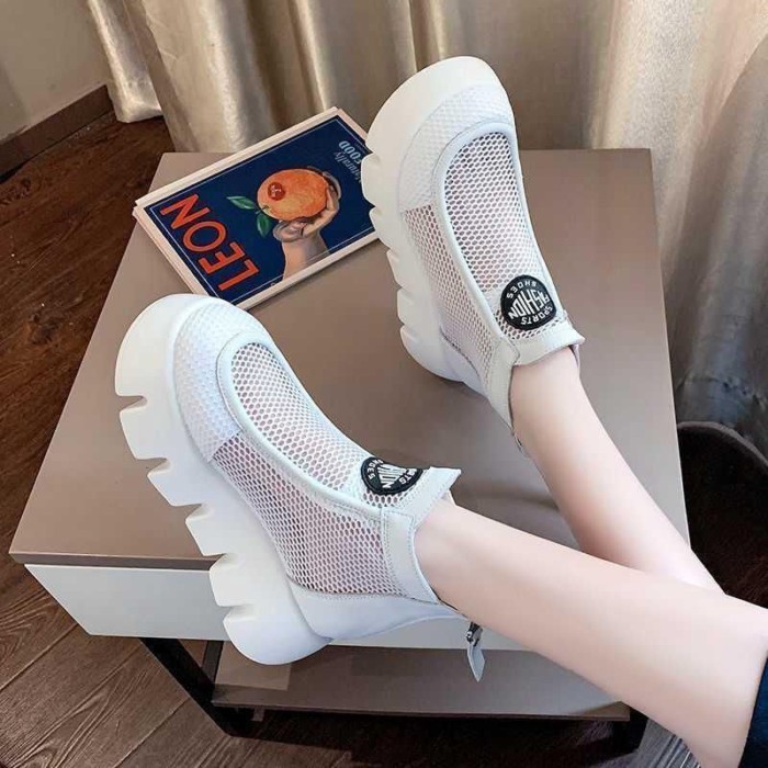 Mùa Hè Lưới Thoáng Khí Bánh Xốp Đế Dày Tăng Chiều Cao Mỏng Ngắn Giày Bốt Martin Rỗng Lưới Giày