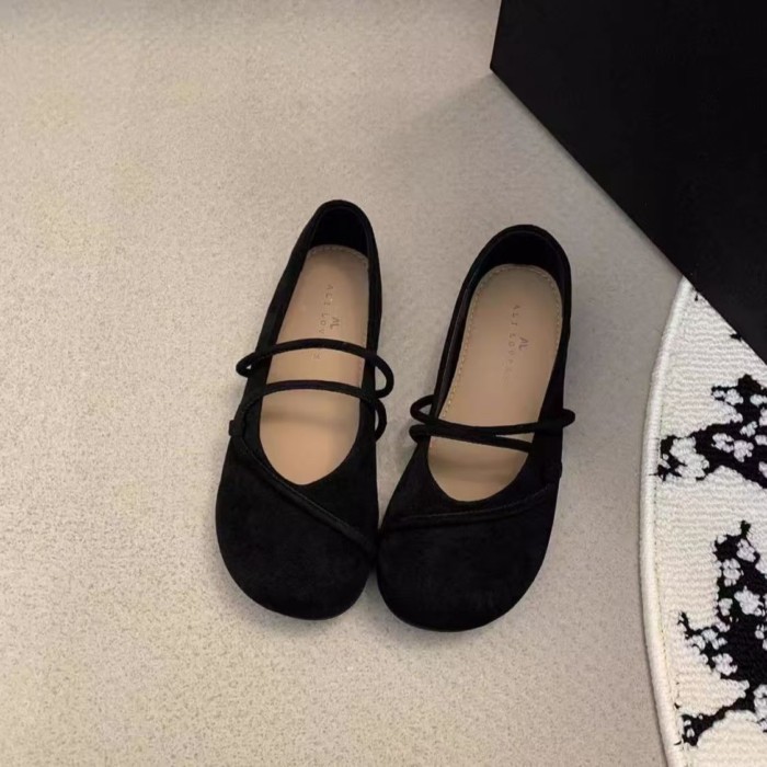MKWQ mũi tròn da mềm phong cách retro giày đơn đế dày nữ mùa xuân mũ len siêu mềm Giày Mary Jane