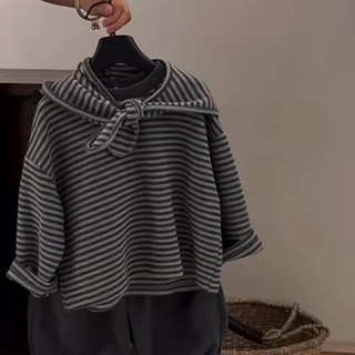 Áo len mỏng cổ tròn sọc bé trai và áo đẹp kèm khăn choàng