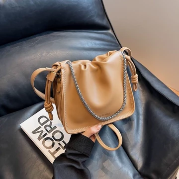 Women's Korean-Style Bucket Bag – Chain Strap