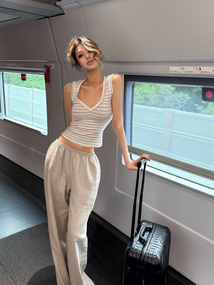 Lan - Áo Camisole Phong Cách Hải Quân Sọc Lớn Cổ Chữ V Che Bên Ngực, Phù Hợp Mùa Hè