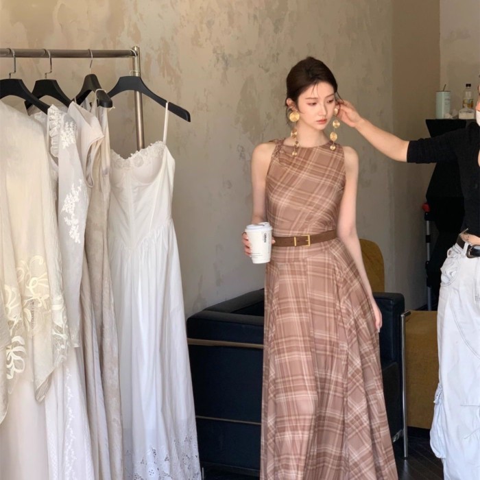 Đầm Xoắn Lớn Phong Cách Retro Mới, Không Tay Kinked Hẹp, Thích Hợp Mùa Hè