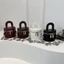2026 Phong Cách Mới Retro Họa Tiết Thời Trang Phổ Biến Phong Cách Phương Tây Đi Lại Hợp Thời Trang Dây Xích Túi Nữ