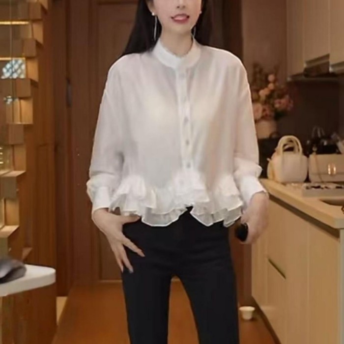 Lan ~ Áo sơ mi dài tay mới với hem xù ren trắng, thiết kế thời trang