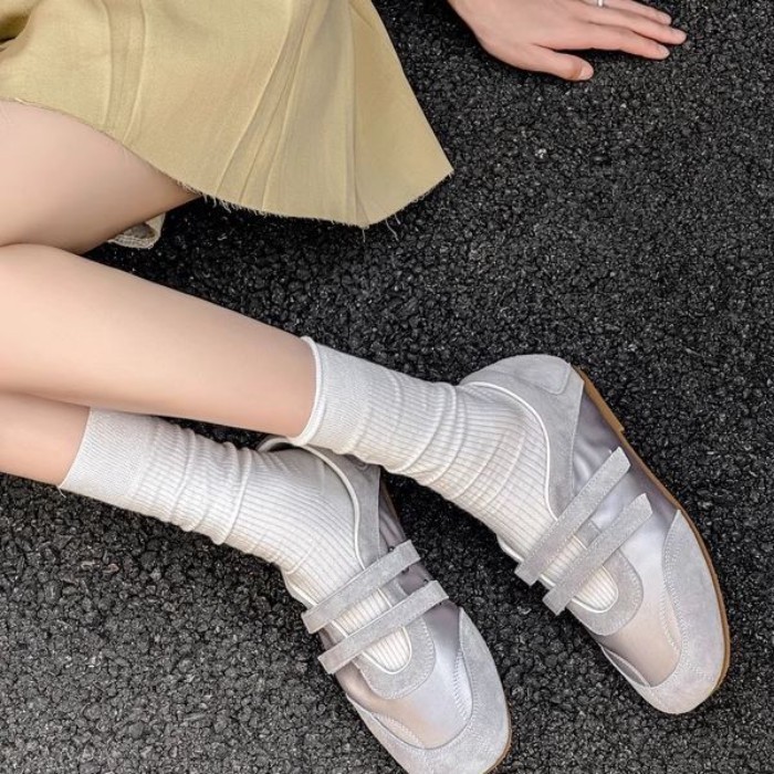 Giày đế mềm kiểu Pháp Mary Jane Giày nữ mùa xuân Velcro đế mềm