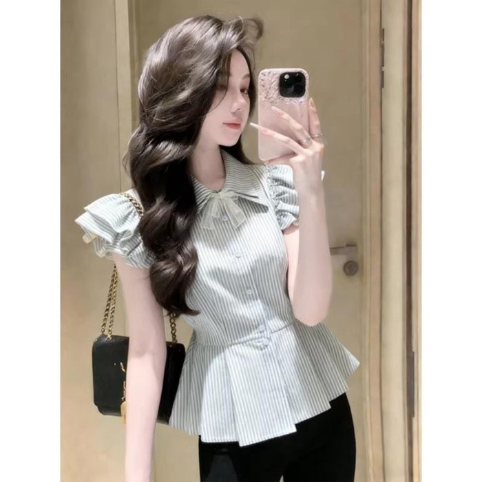 Sơ mi sọc, dáng ôm, tay bay, áo kiểu Pháp, kiểu dáng ngắn mùa hè, áo sơ mi nhỏ phổ biến hiện nay dà