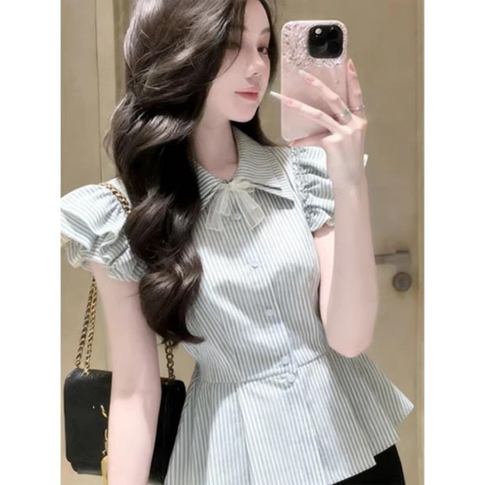 Sơ mi sọc, dáng ôm, tay bay, áo kiểu Pháp, kiểu dáng ngắn mùa hè, áo sơ mi nhỏ phổ biến hiện nay dà