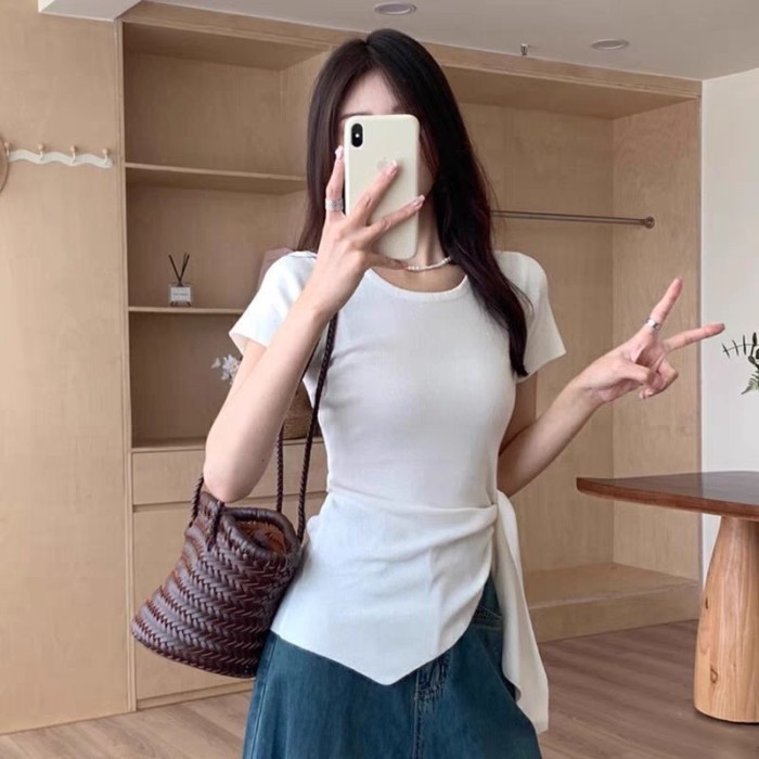 Áo Phông Nữ Tay Ngắn Không Đều Sang Trọng Mùa Hè Mới Slim Fit Thắt Nơ Cổ Tròn Dệt Kim Chia Top