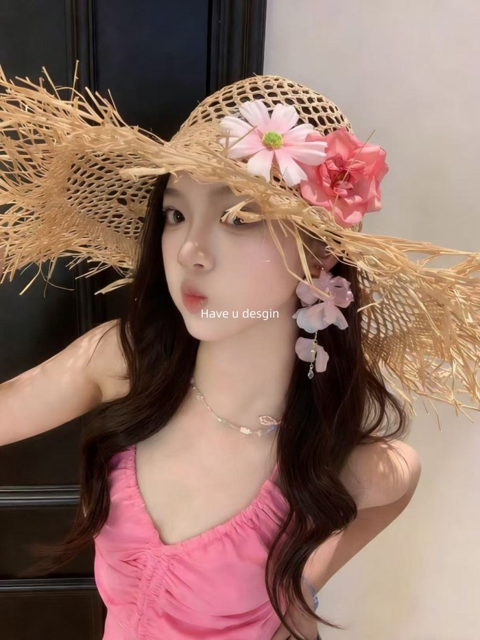 Mũ rơm hoa từ Pháp với thiết kế rafia và lỗ thoáng khí, chống nắng hoàn hảo cho kỳ nghỉ biển mùa hè