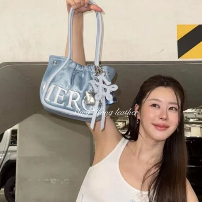 Túi Nữ Thái Lan MERGE Túi Tote mini Nhỏ 2025 Phong Cách Mới Di Động Đeo Vai Túi Thời Trang Đơn Giản