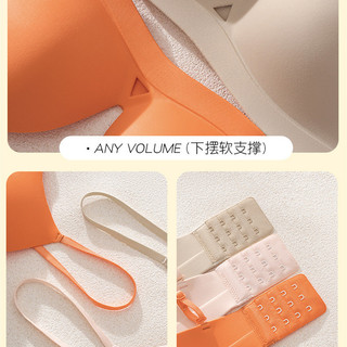 Những chiếc áo ngực đẩy bust nữ mỏng và gợi cảm, thiết kế không dây tam giác, phù hợp cho thanh thiếu nữ