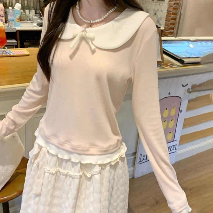 Áo cổ bè dài tay màu pastel, dịu dàng phù hợp mặc nhiều lớp