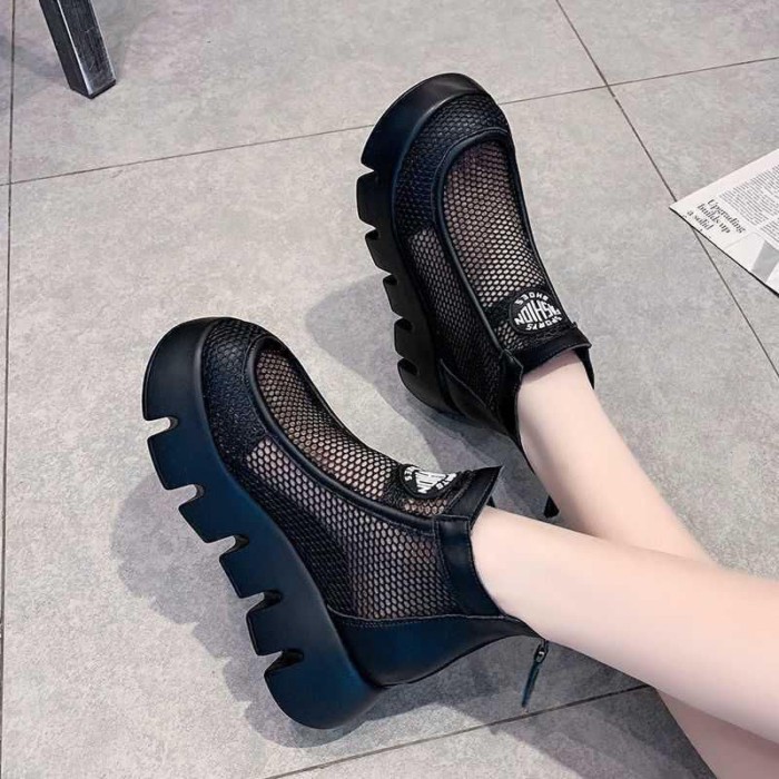 Mùa Hè Lưới Thoáng Khí Bánh Xốp Đế Dày Tăng Chiều Cao Mỏng Ngắn Giày Bốt Martin Rỗng Lưới Giày