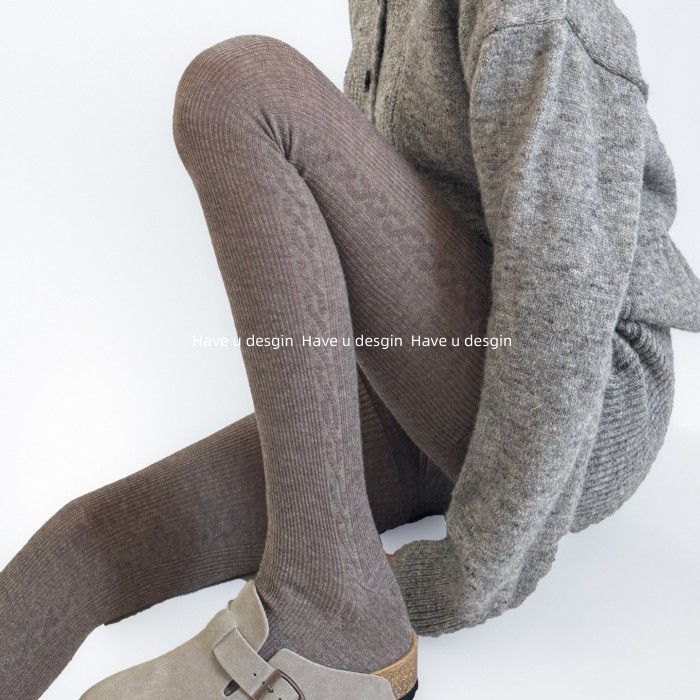 Quần Legging Jumpsuit Tất Thu Đông từ Len Ba Chiều, Họa Tiết Gai Dầu và Màu Camel