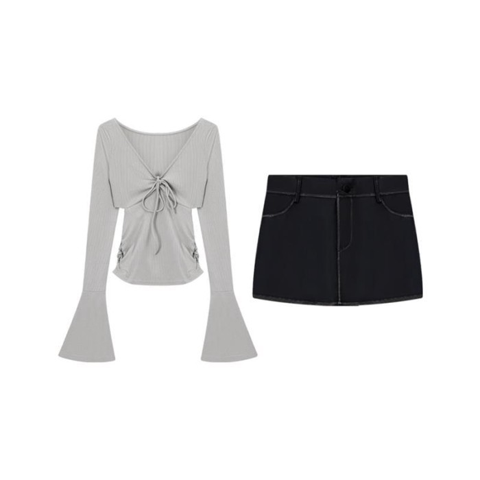 Lan ~ Áo Thun Nữ Thu Đông Cổ Chữ V Phối Ren, Thiết Kế Slim-Fit
