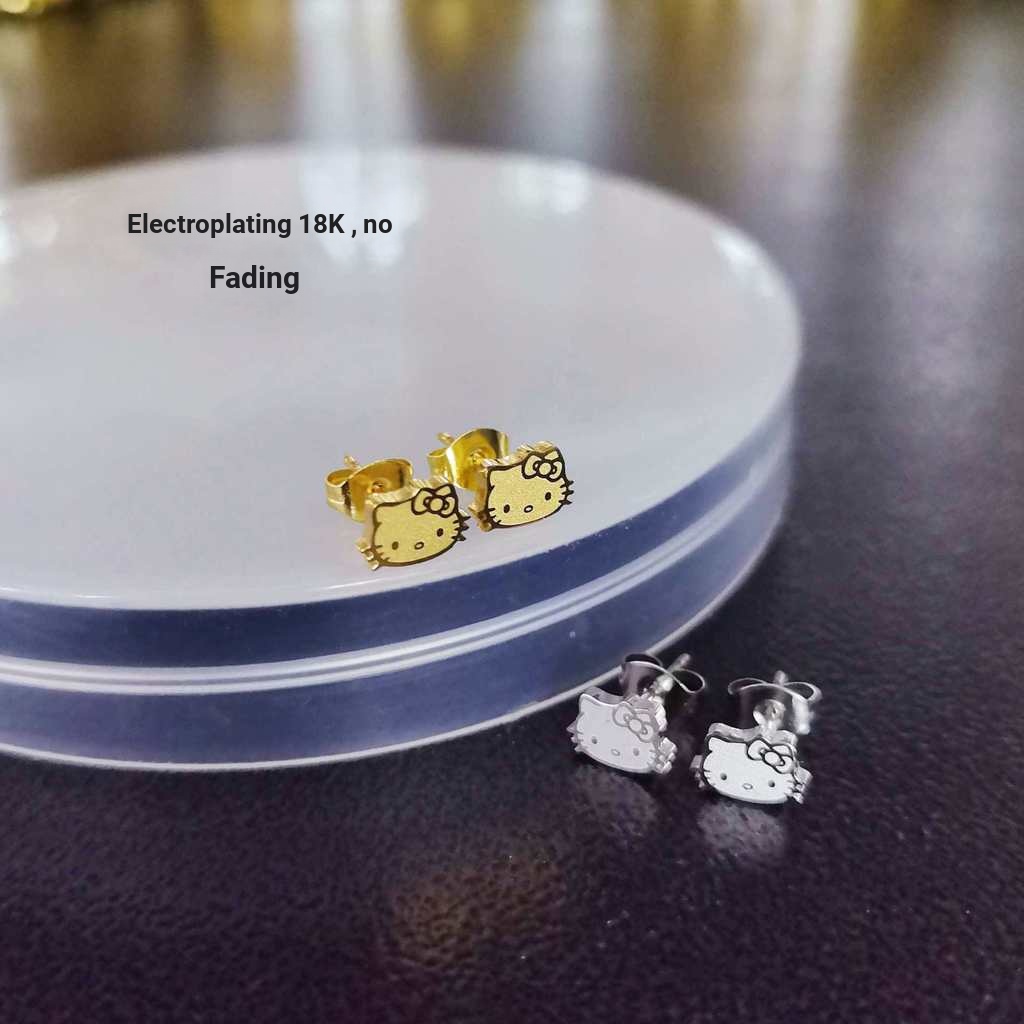KT Mèo Bông Tai Thép Titan Không Phai Màu Niche Ngọt Ngào Hoạt Hình Dễ Thương Bé Gái Tắm Miễn Phí Chọn Bông Tai Nhỏ