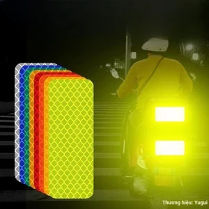 5PCS Cảnh báo an toàn ban đêm ô tô Nhãn dán phản quang đa chức năng phát sáng chống va chạm