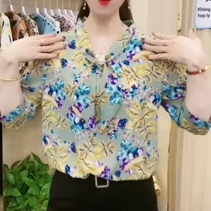 Áo sơ mi voan tay ba phần tư mới, phong cách phương Tây, áo sơ mi trẻ trung và đẹp, áo sơ mi nhỏ của mẹ trung niên và người già mùa hè
