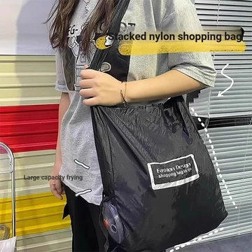 Women's Handbag – Water-Resistant