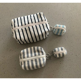 Mở ra - móc khóa túi terry mini tương thích với tai nghe airpod son môi