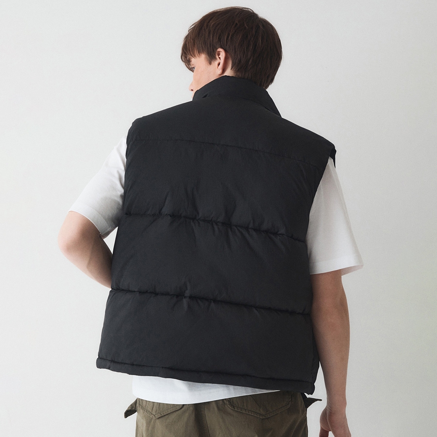 Ảnh Áo Khoác Padded Vest Jacket Unisex Style | WHVWE1192U 4