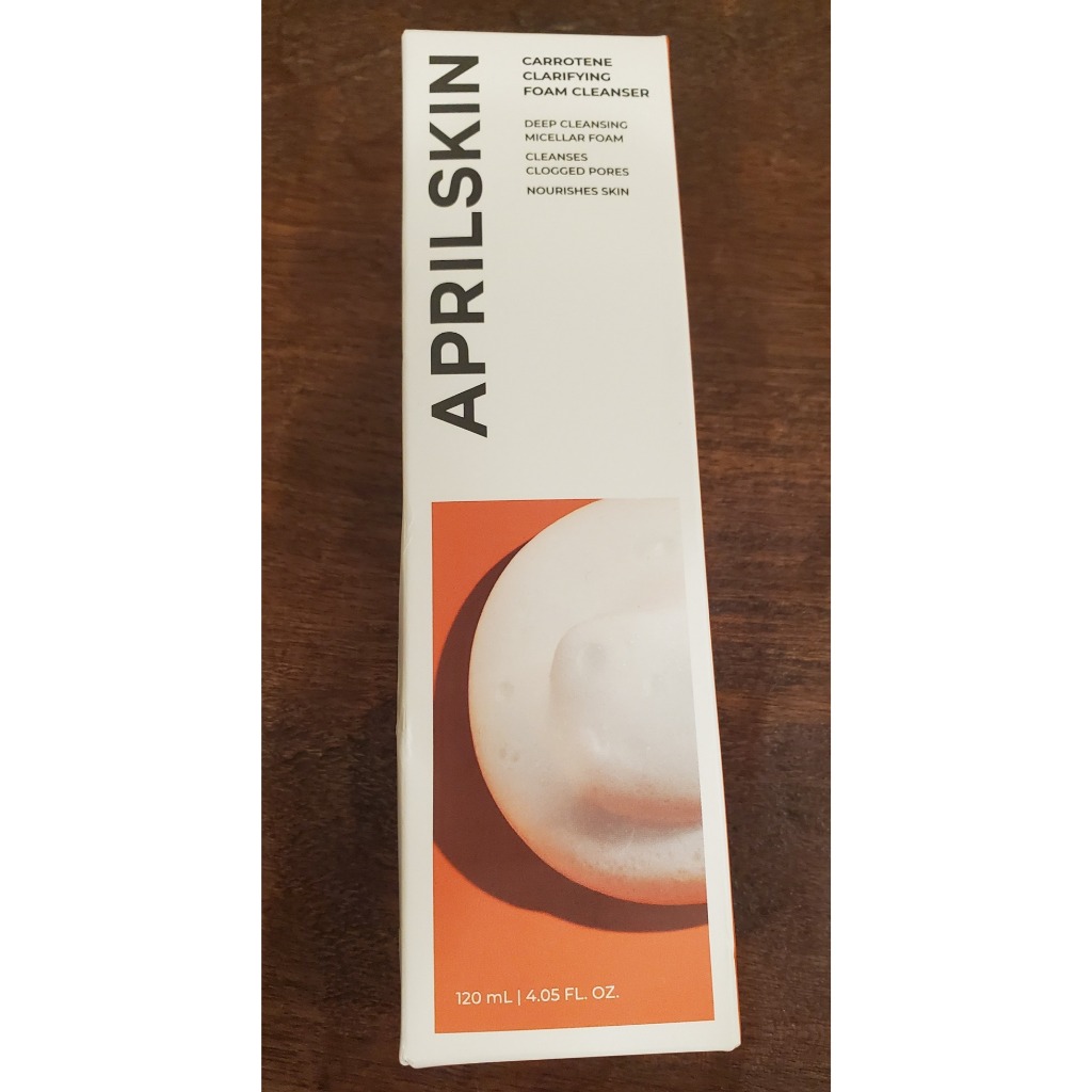 Sữa rửa mặt tạo bọt làm sáng da Aprilskin Carrotene 120ml- Làm sạch sâu với BHAs & Kiểm soát bã nhờn để bôi trơn, nhạy cảm, chống mụn