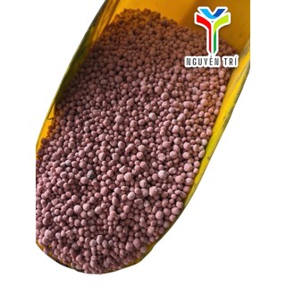 Túi 1kg Phân BM Yuroka NPK 16-16-16 nhập khẩu từ Nga dùng cho hoa, rau màu & cây ăn trái.