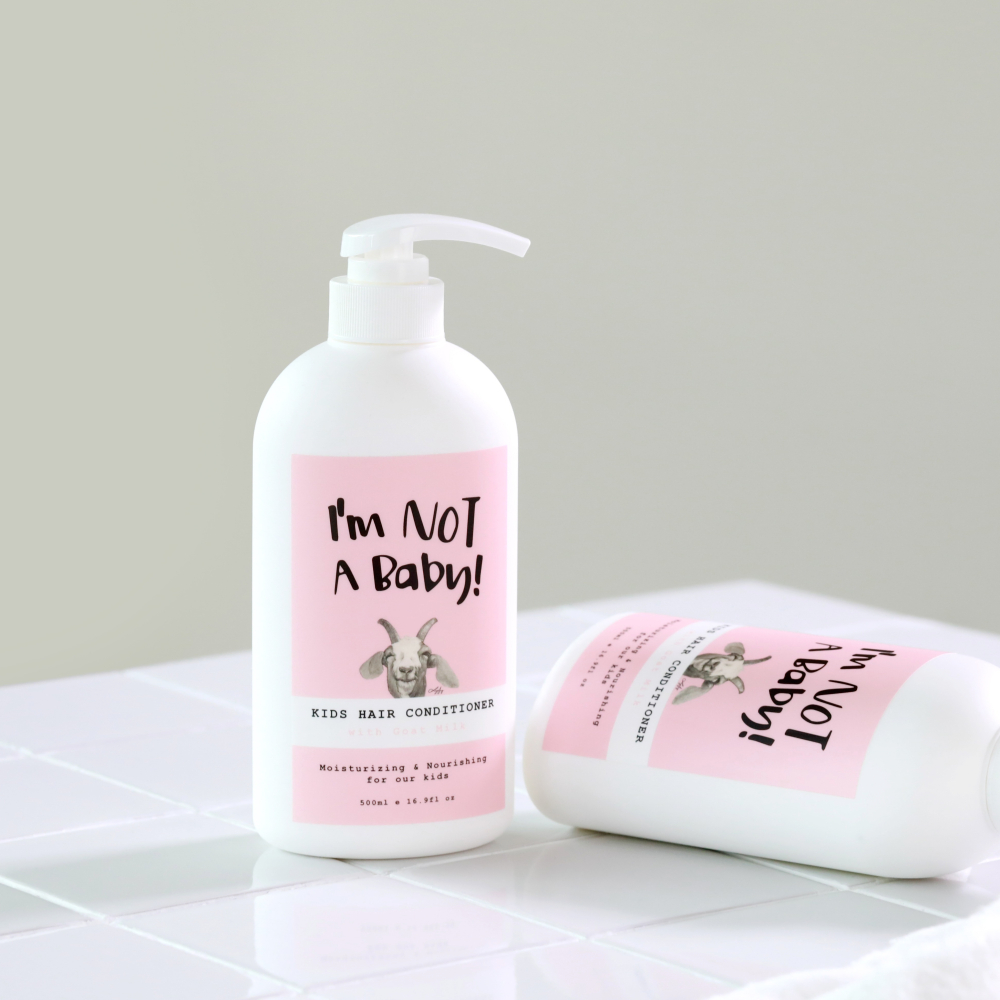 Dầu xả cho bé I'm Not A Baby chiết xuất sữa dê và bơ hạt mỡ (500ml)