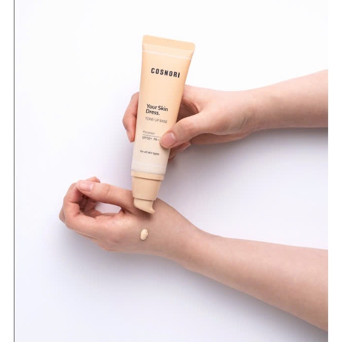 [Quà TẶNG] Kem nền trang điểm COSNORI chống nắng mỏng nhẹ/ Your Skin Dress 50ml