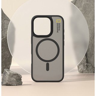 National Geographic - Ốp lưng mờ trong suốt từ tính tương thích với iphone 16 pro max plus vỏ đen trắng