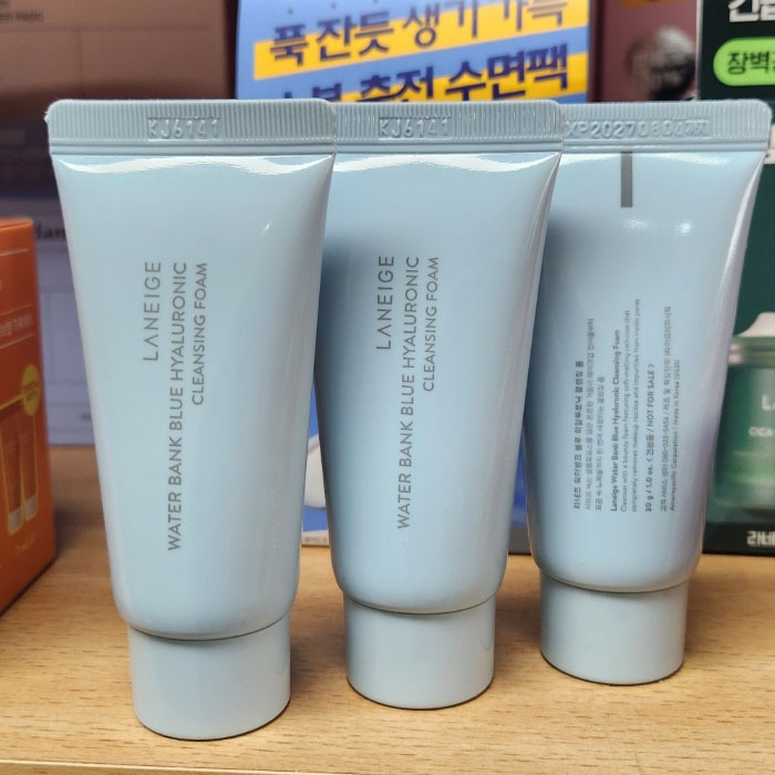 [30 g] MẪU FOAM LÀM SẠCH NGÂN HÀNG NƯỚC XANH HYALURONIC