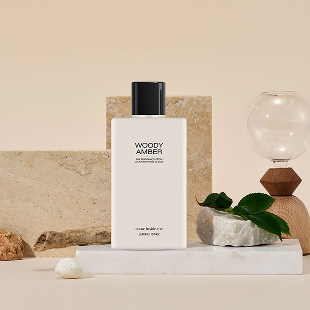 Sữa Dưỡng Thể Come inside me Woody Amber 300ml