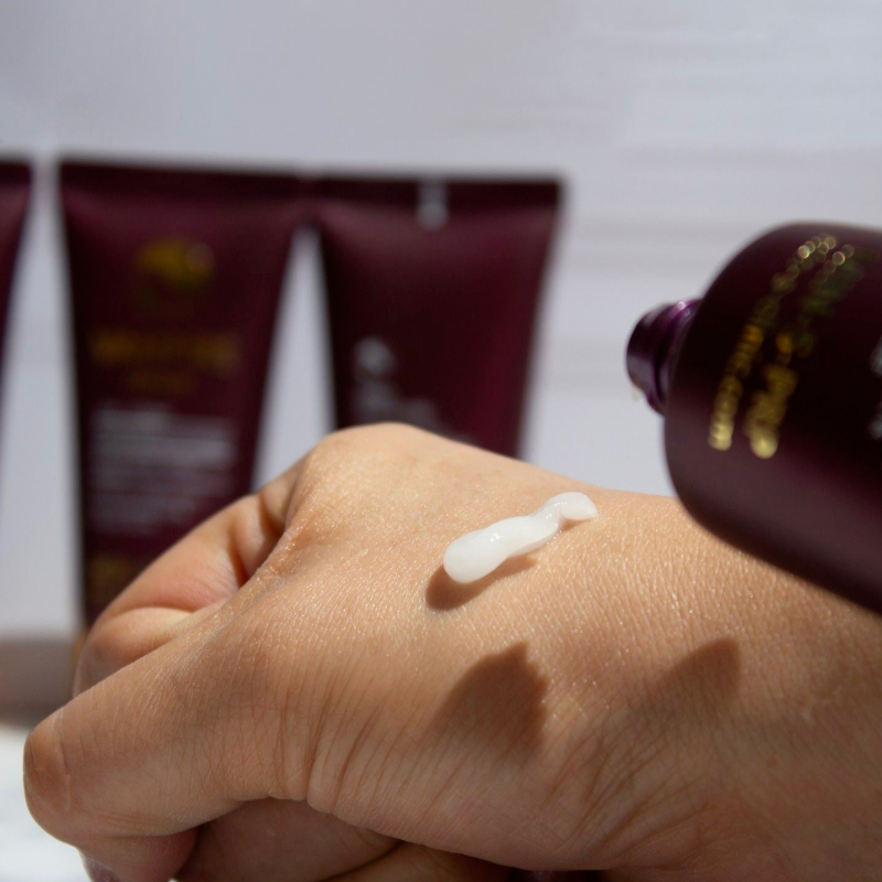 POUR LA PEAU Vampire Cream – PDRN, Centella, Madecassoside, dưỡng ẩm làm dịu