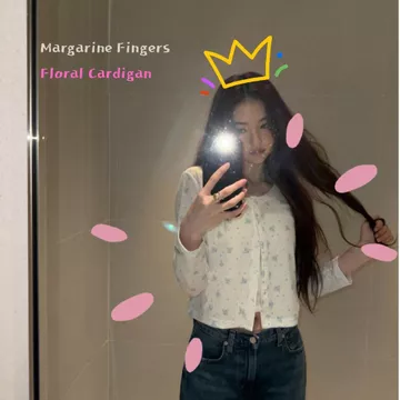 Áo Cardigan hoa có ngón tay Margarine, Áo Cardigan MEVVO Ella, Áo Cardigan nổi tiếng Hàn Quốc, Quần áo nổi tiếng Hàn Quốc, Áo Cardigan hoa Hàn Quốc, Áo len Ella