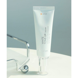 [9Wishes] Kem nâng tông da thuần chay (50ml + 30ml) SPF21 bảo vệ da hằng ngày