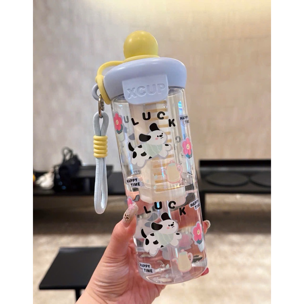 Bình Nước 750ml Có Ống tHút – Họa Tiết Thỏ Garden Rabbit Xinh Xắn, Chịu Nhiệt Tốt