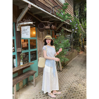 𝙉𝙐𝙇𝙇 𝙏𝙊𝙋 - Áo Linen Lệch Vai Kèm Dây Buộc